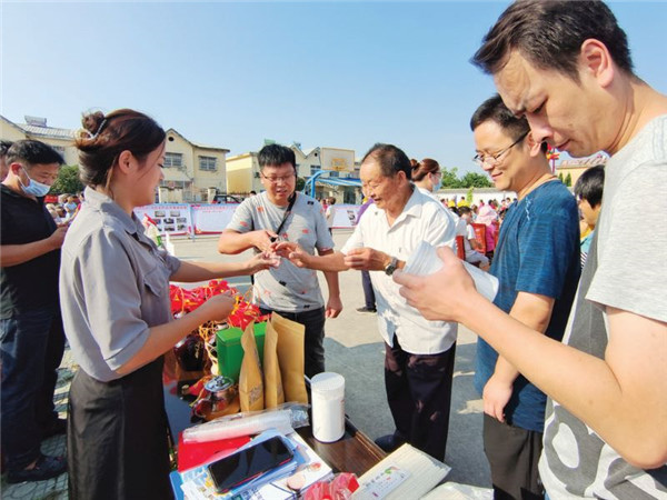 淮南市謝家集區(qū)：慶中秋·迎國慶 民族團結一家親