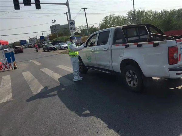 淮南壽縣交管一中隊(duì)民警輔警 高溫天連日24小時(shí)奮戰(zhàn)各崗點(diǎn)