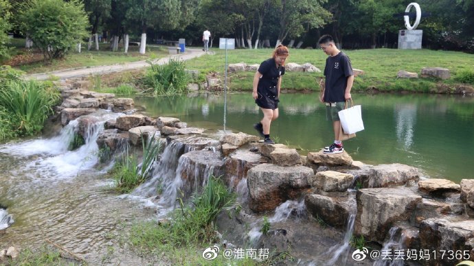 【圖說(shuō)淮南】——淮南龍湖公園的溪流潺潺 