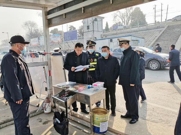 淮南市交通運輸局黨組書記、局長李輝督查指導春運交通安全生產及疫情防控工作