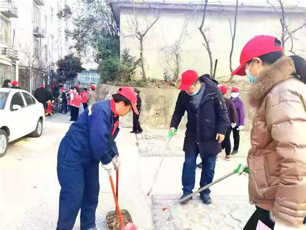 淮南：“小紅帽”進社區(qū)，送服務(wù)暖人心