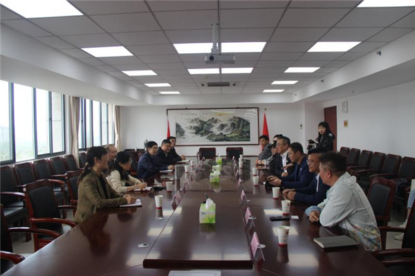 淮南市市場(chǎng)監(jiān)管局與淮南溫州商會(huì)開(kāi)展交流座談